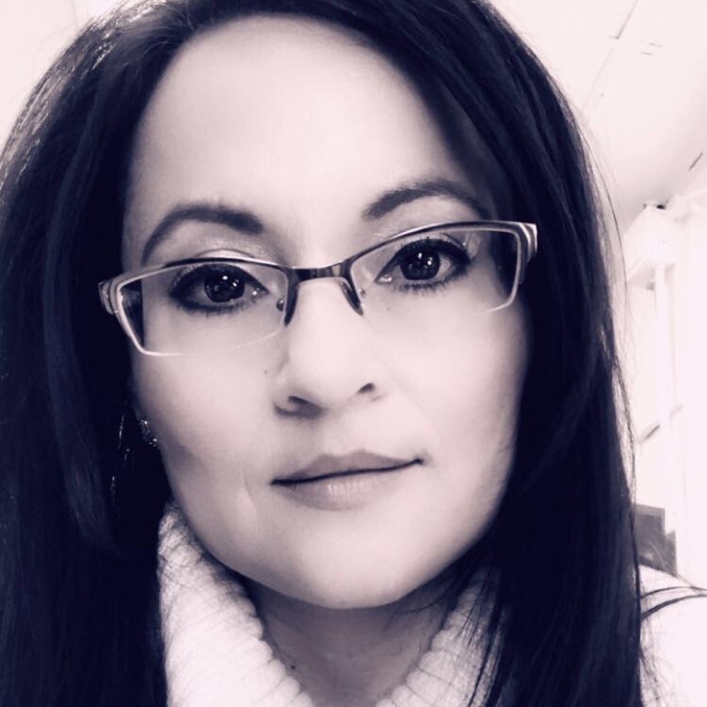 Meet your Posher, Roxanne